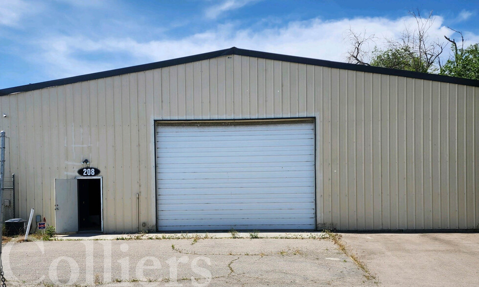 208 S 4th Ave, Caldwell, ID for sale - Building Photo - Image 1 of 5