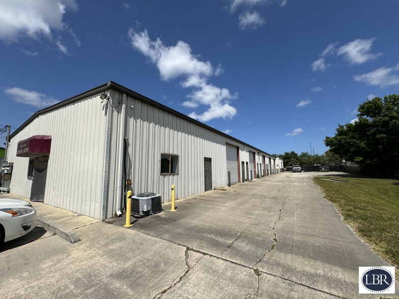 835 Washburn Rd, Melbourne, FL for lease - Building Photo - Image 3 of 4