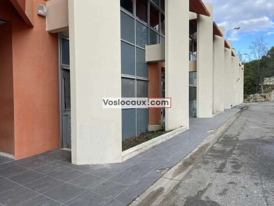 Flex in Valbonne for lease Building Photo- Image 1 of 7