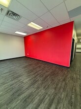 3301 Menaul Blvd NE, Albuquerque, NM for lease Building Photo- Image 2 of 3