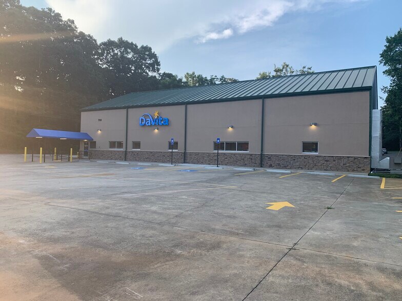 700 N Main St, Jasper, GA for sale - Building Photo - Image 1 of 1