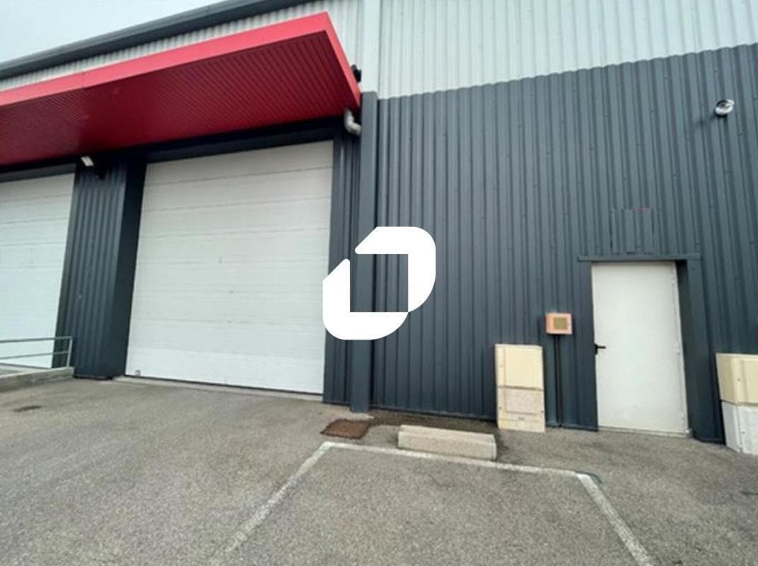 13 Rue De Savoie, Saint-Quentin-Fallavier for lease Building Photo- Image 1 of 13