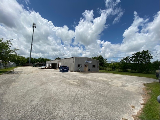 5102 Highway 3, Dickinson, TX for sale - Building Photo - Image 1 of 1