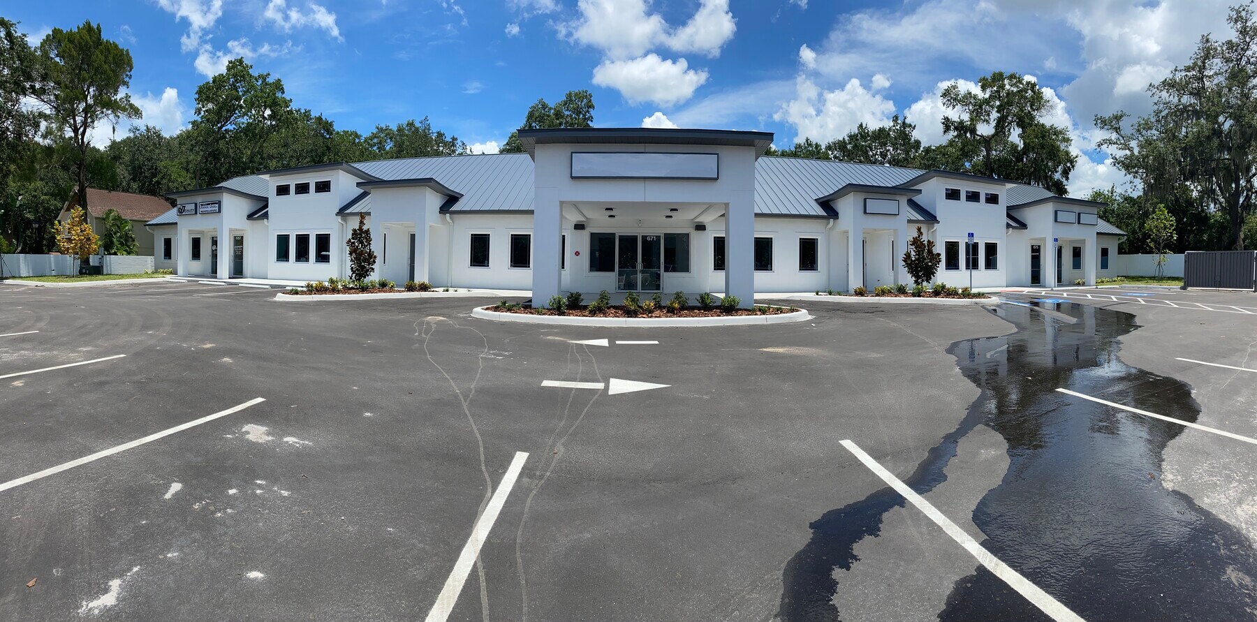 665677 S Kings Ave, Brandon, FL 33511