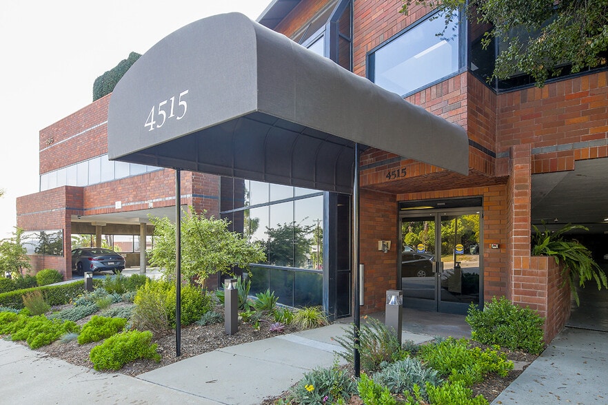 4515 Ocean View Blvd, La Cañada Flintridge, CA for lease - Building Photo - Image 1 of 24
