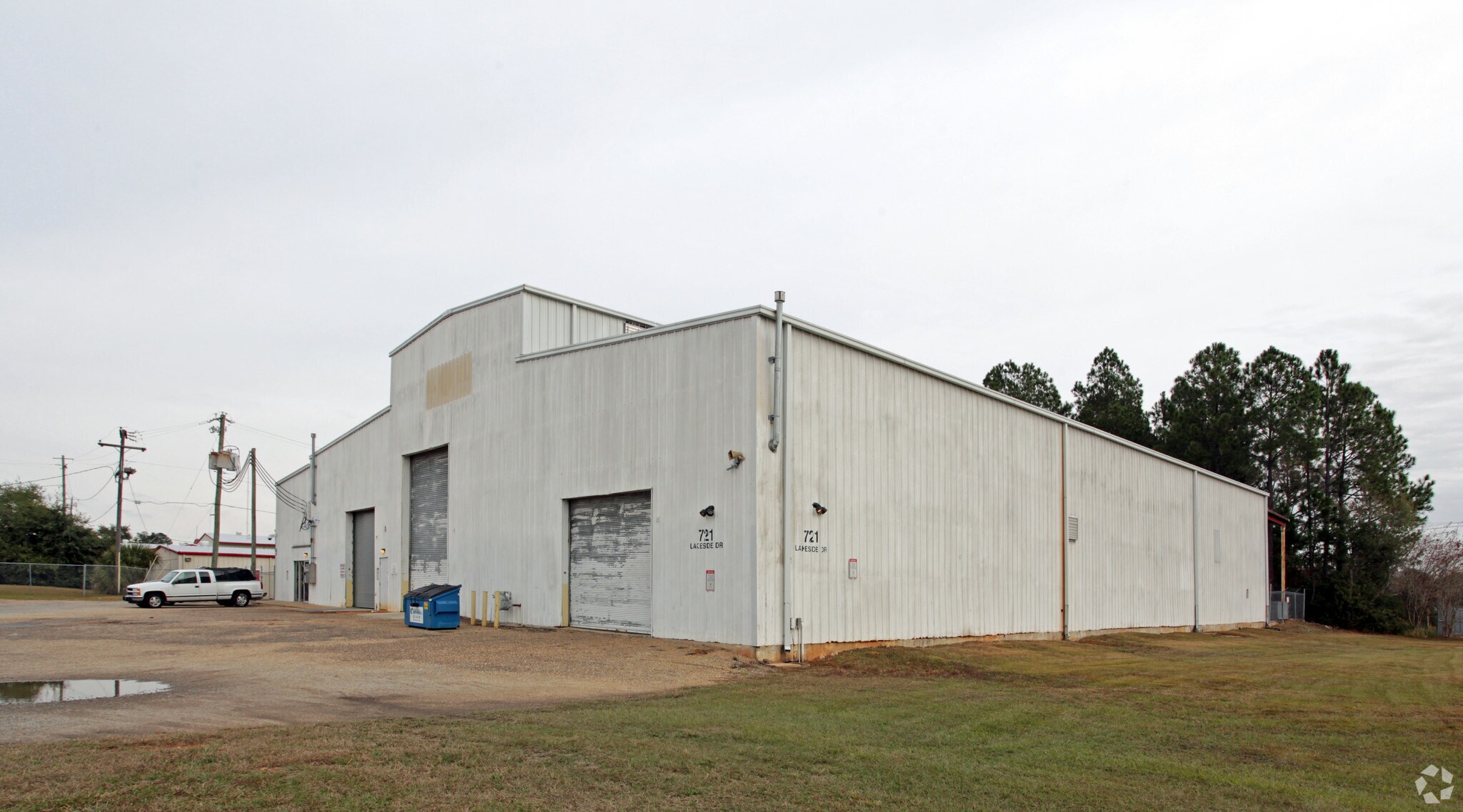 721 Lakeside Dr, Mobile, AL for sale Primary Photo- Image 1 of 1