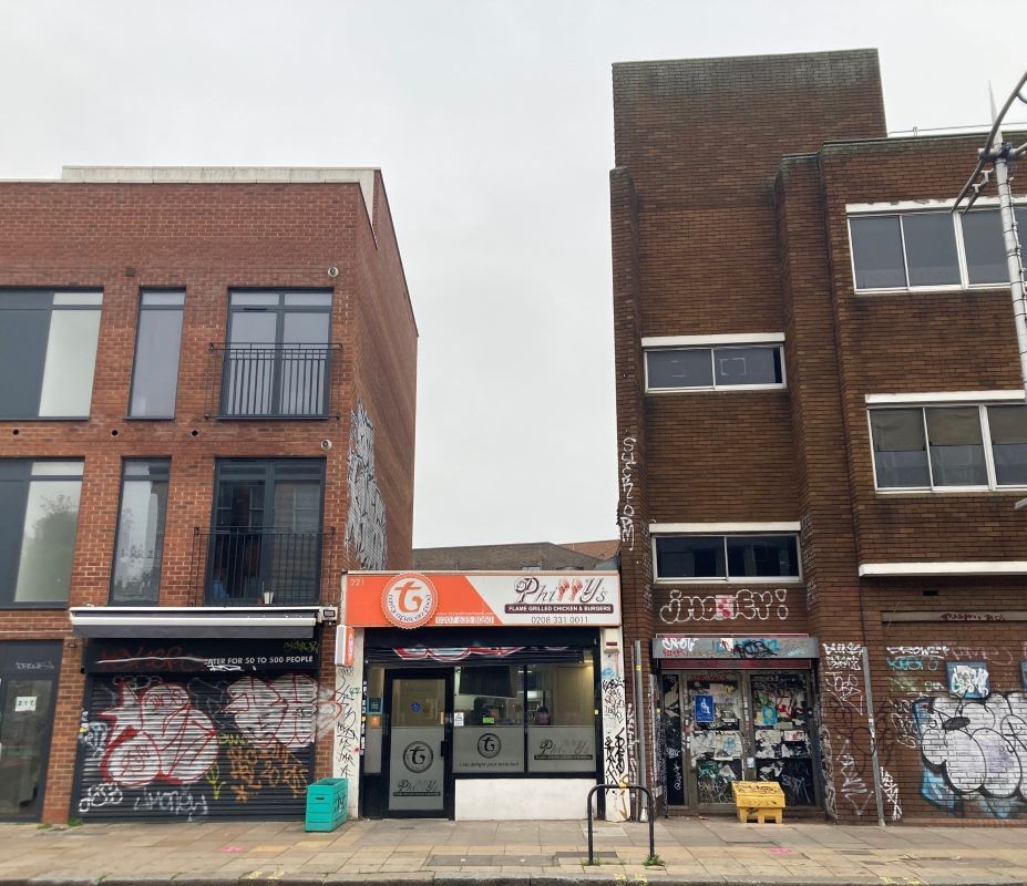 221 Rye Ln, London for sale Building Photo- Image 1 of 1