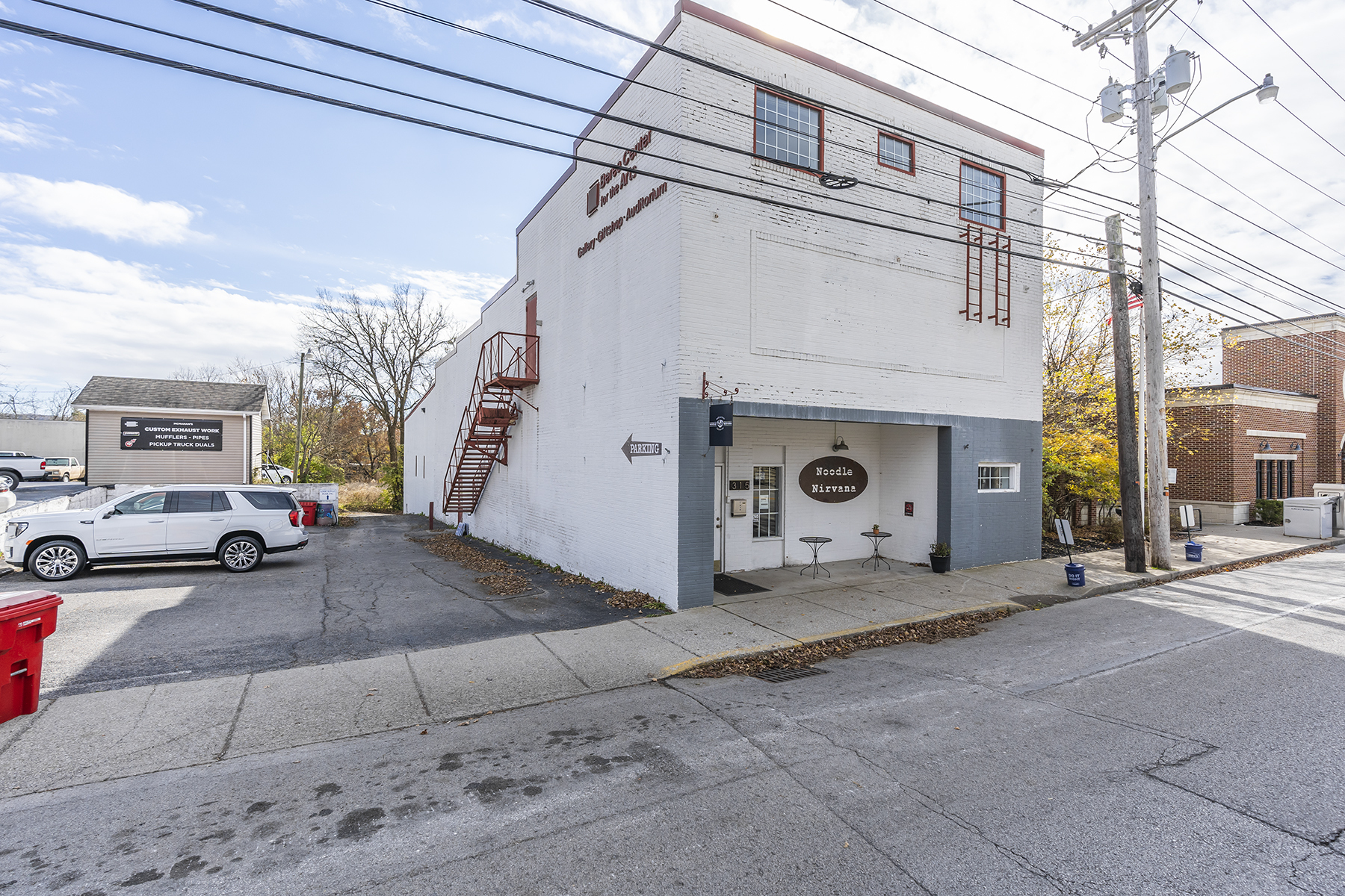 315 Chestnut St, Berea, KY for sale Building Photo- Image 1 of 1