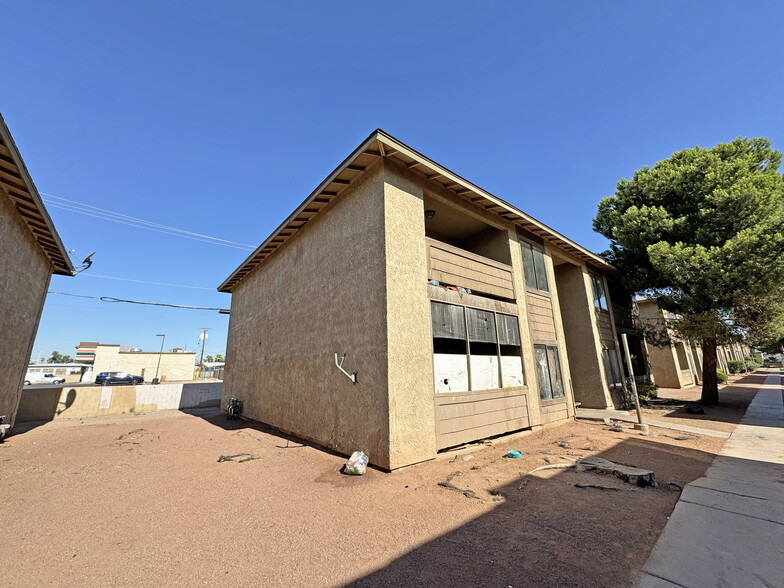 2883 Wheelwright Dr, Las Vegas, NV for sale - Building Photo - Image 3 of 5