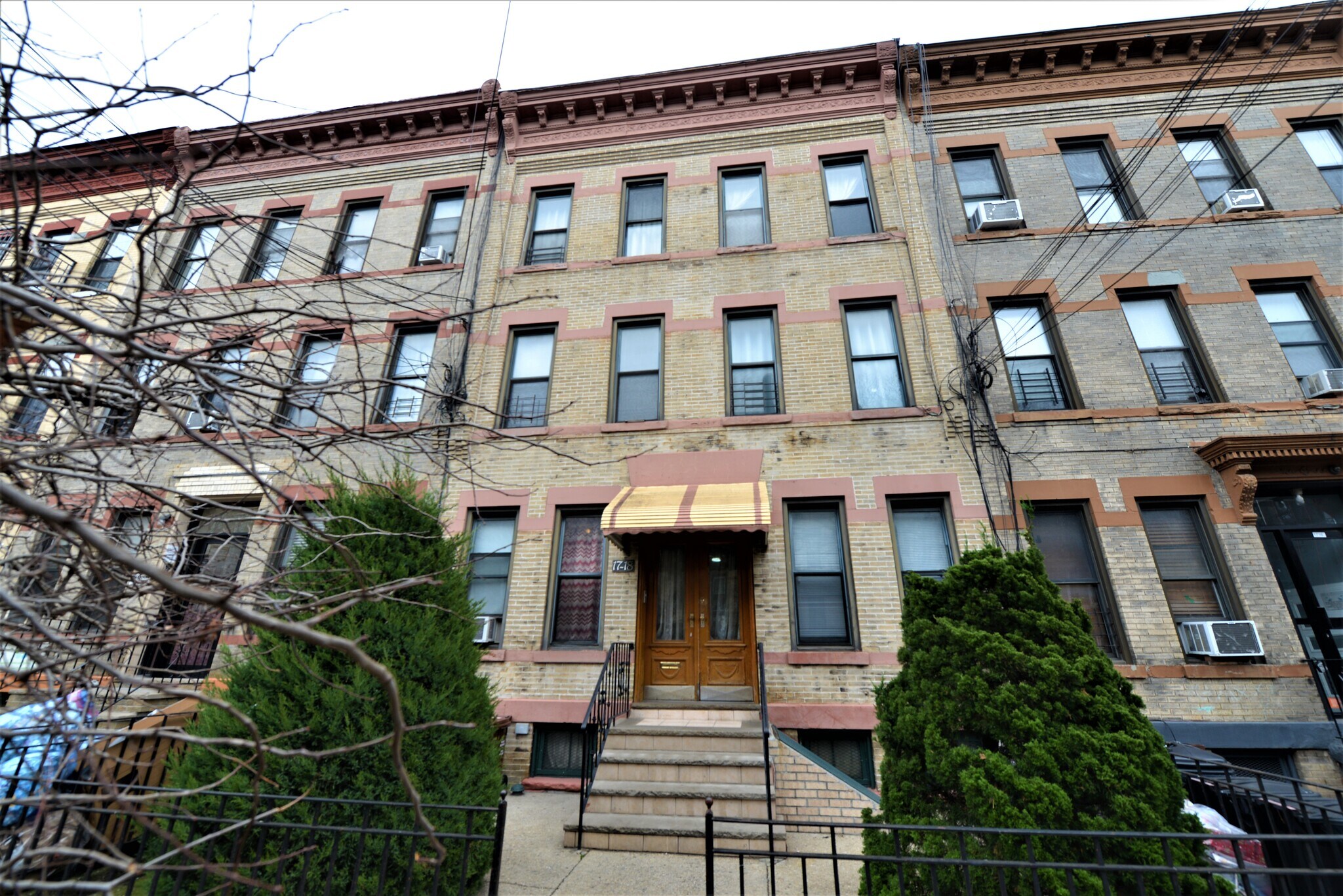 17-18 Greene Ave, Ridgewood, NY for sale Primary Photo- Image 1 of 1