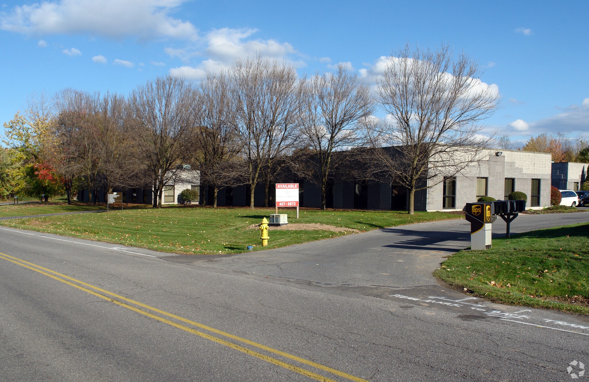 200 Gateway Park Dr, Syracuse, NY for sale Primary Photo- Image 1 of 1