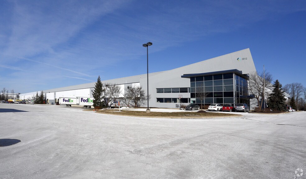 2800-2812 Airwest Blvd, Plainfield, IN for sale - Primary Photo - Image 1 of 1