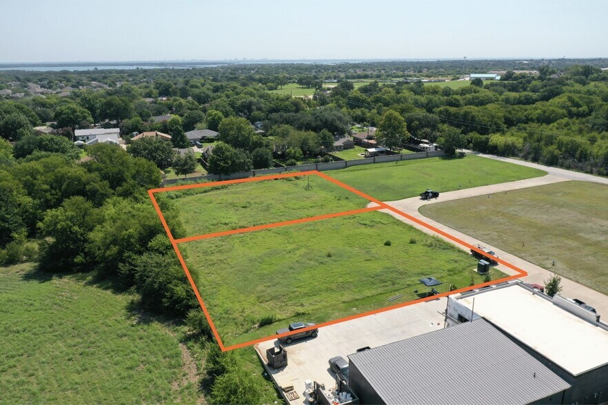 3829 Lake Sharon Drive, Corinth, TX for sale - Primary Photo - Image 1 of 5