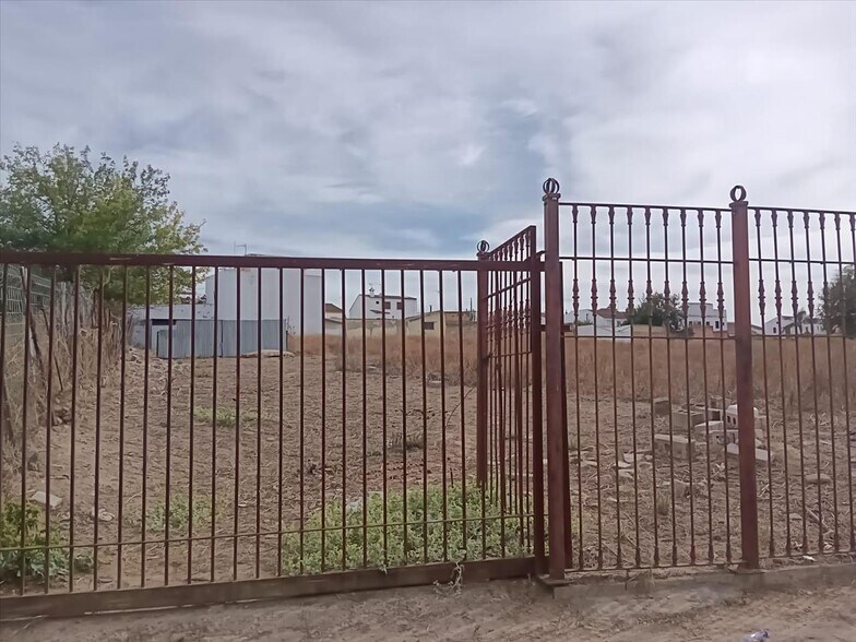 Pp, 2, Villanueva del Ariscal, Sevilla for sale - Building Photo - Image 2 of 16