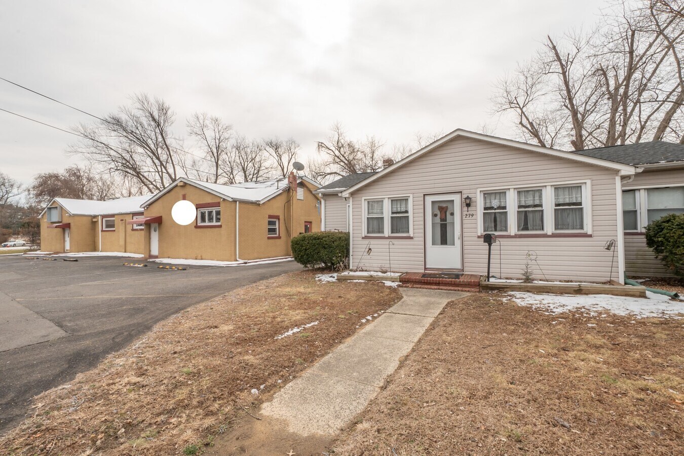 279 Johnsons Ln, Parlin, NJ 08859