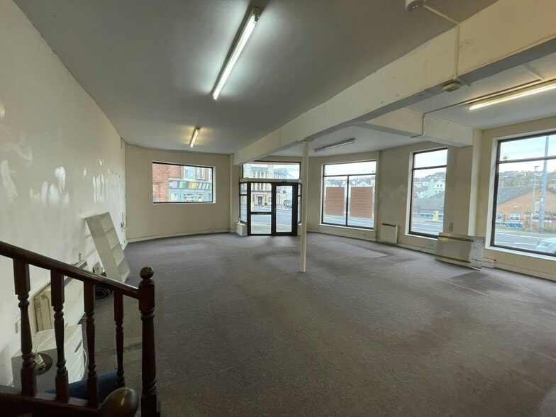 134 London Rd, St Leonards On Sea for lease - Interior Photo - Image 3 of 4