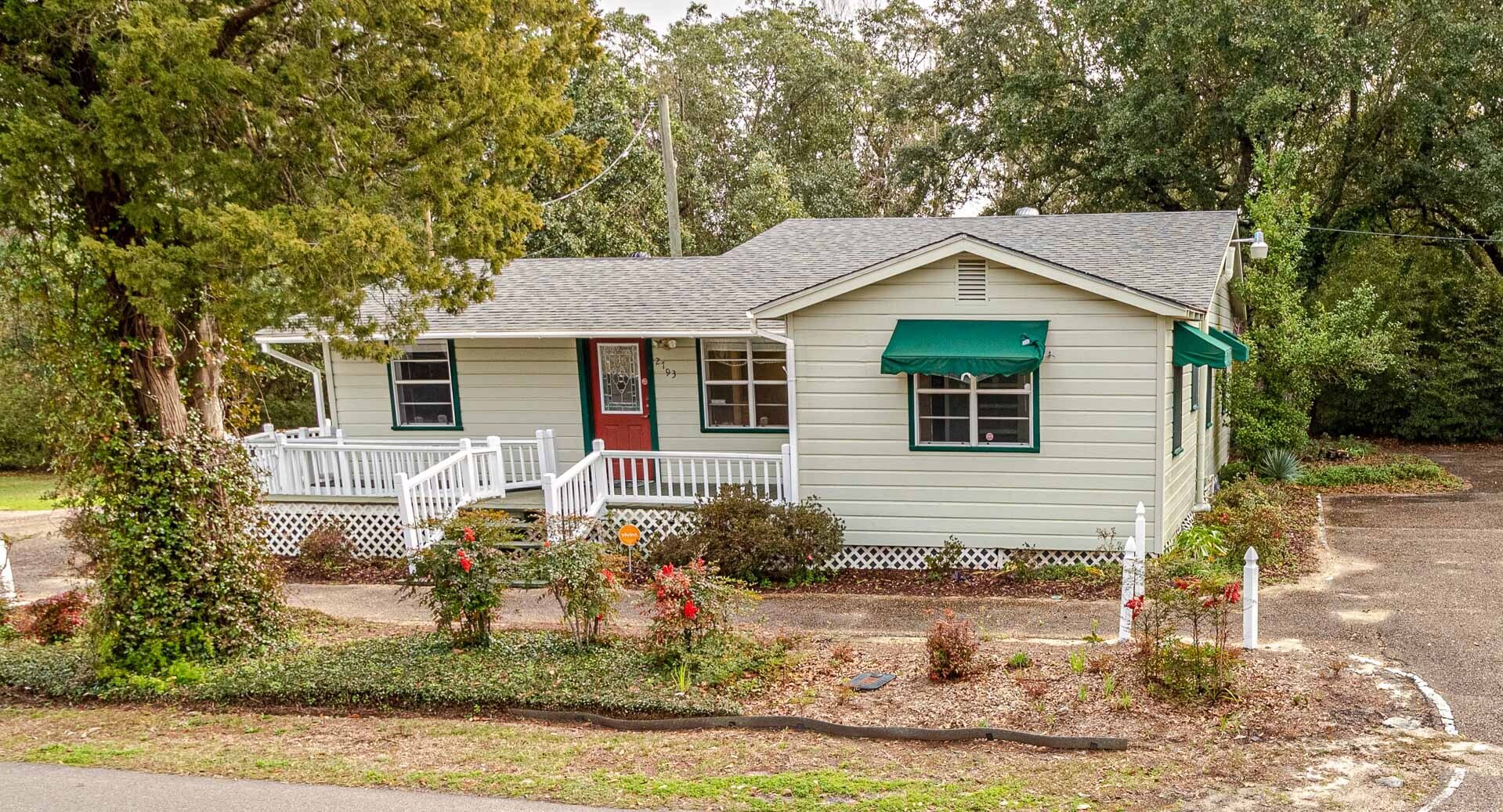 2793 Fernwood Rd, Biloxi, MS 39531