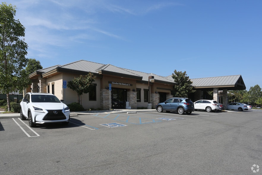 4968 Booth Cir, Irvine, CA for sale - Primary Photo - Image 1 of 1