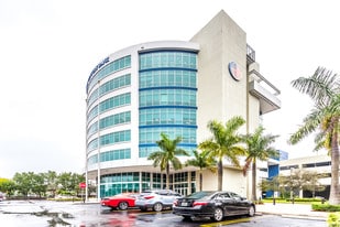 Doral Office Tower - Loft