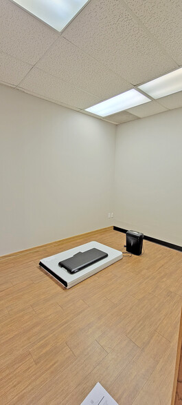 1122 Colorado St, Austin, TX for lease - Interior Photo - Image 3 of 13