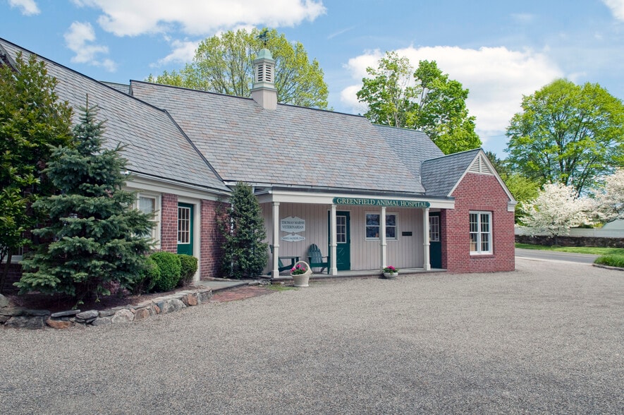 186-212 Hillside Rd, Fairfield, CT for lease - Building Photo - Image 2 of 3