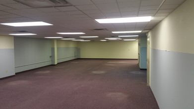 2921 Erie Blvd E, Syracuse, NY for lease Interior Photo- Image 1 of 4