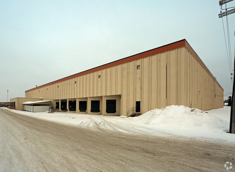 11634 142nd St NW, Edmonton, AB for lease - Building Photo - Image 2 of 2