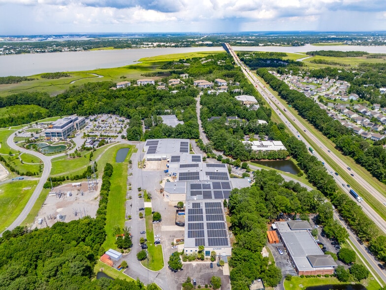 450 Wando Park Blvd, Mount Pleasant, SC for lease - Building Photo - Image 2 of 9