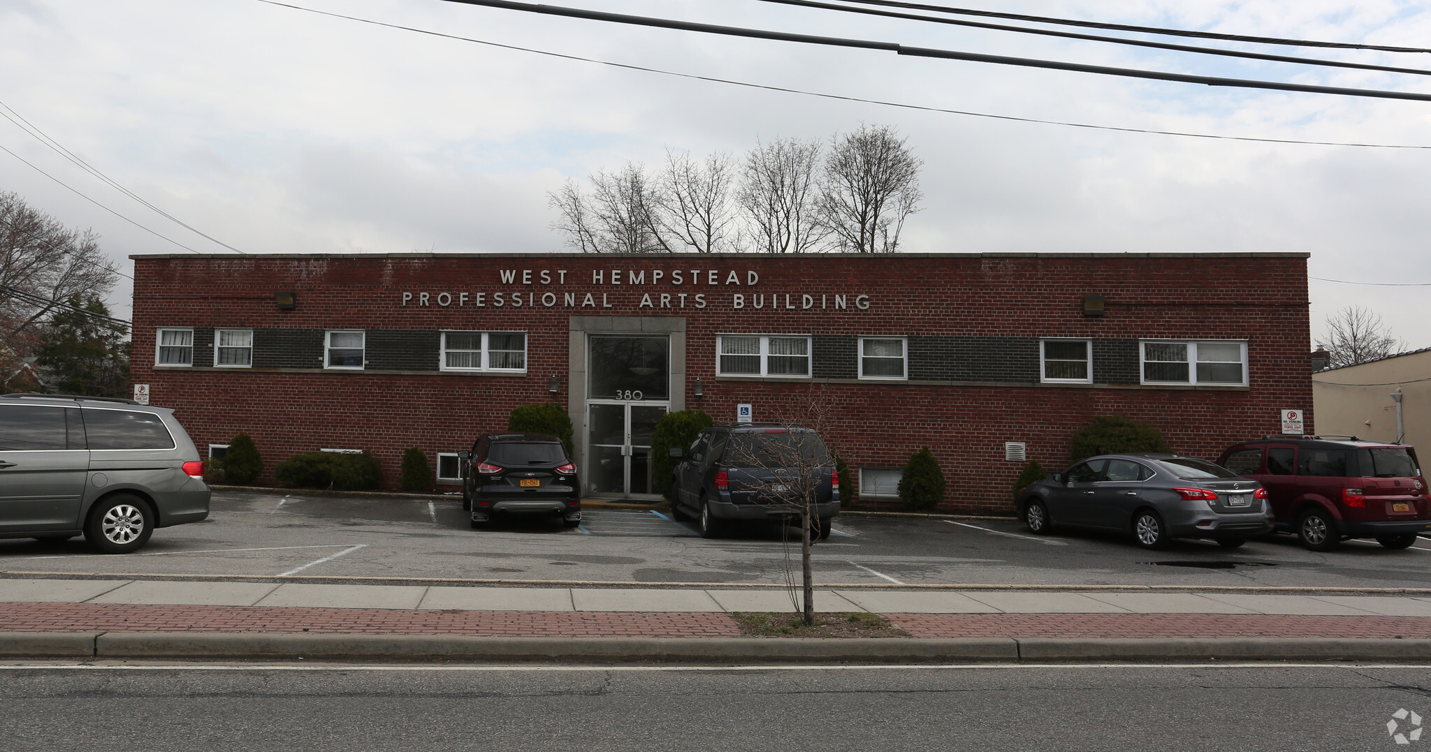 380 Hempstead Ave, West Hempstead, NY for lease Primary Photo- Image 1 of 13