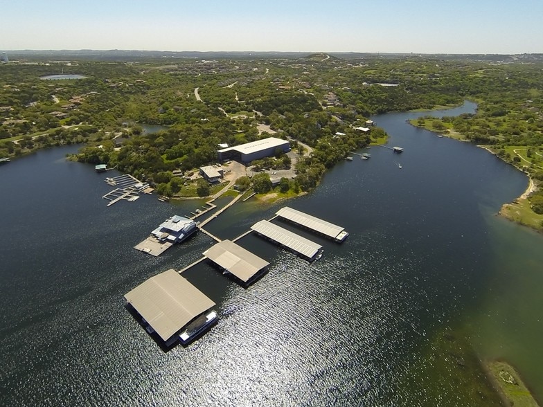 16405 Clara Van St, Austin, TX for sale - Primary Photo - Image 1 of 1