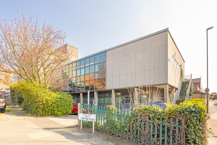 1 Tontine Rd, Chesterfield for lease - Building Photo - Image 2 of 3