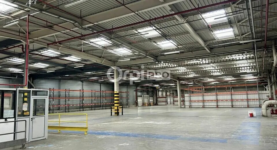 Location Local d'activités 500 m² à 7 520 m² - Photo 1