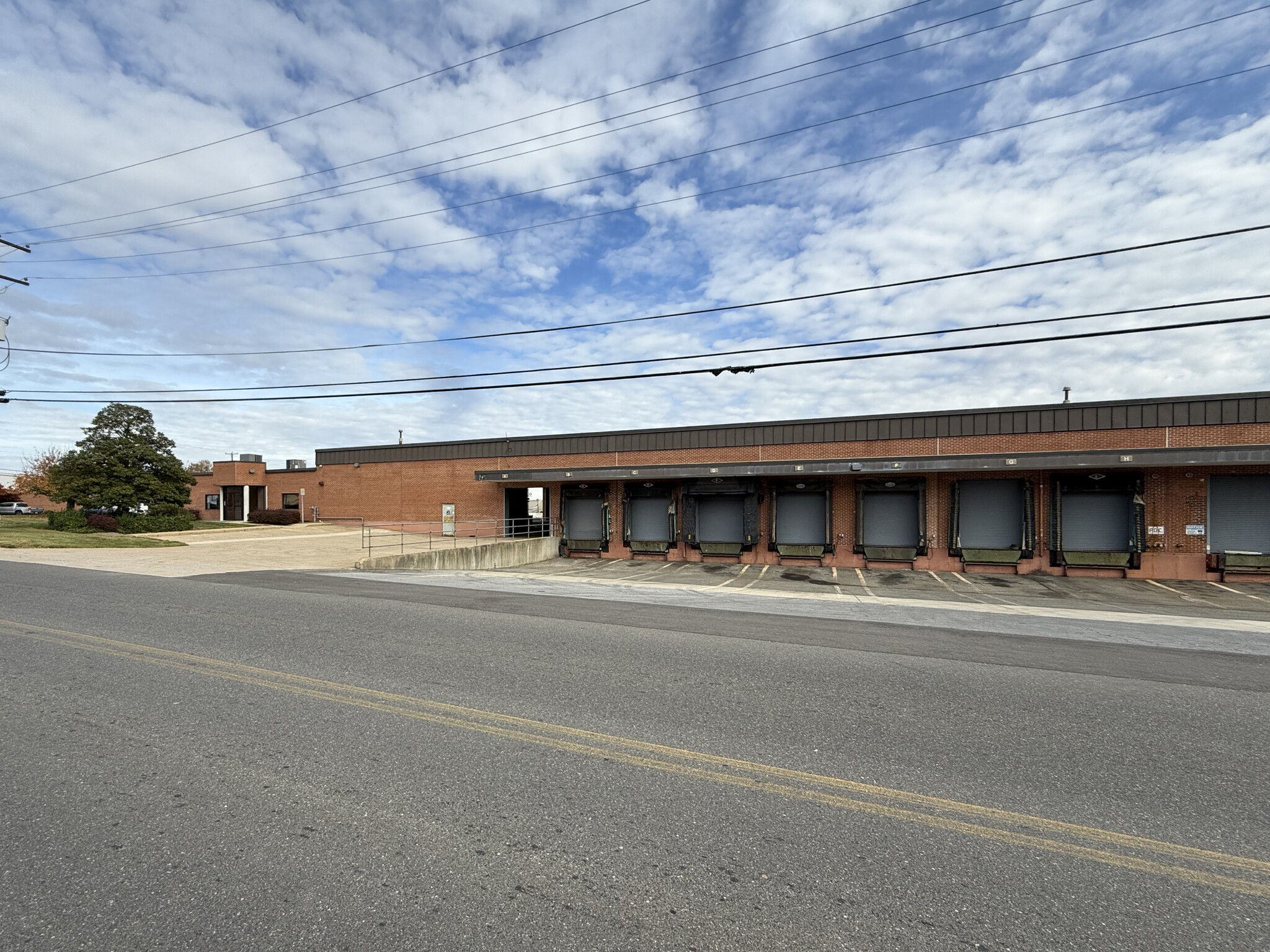 10555 Tucker St, Beltsville, MD for lease Building Photo- Image 1 of 12