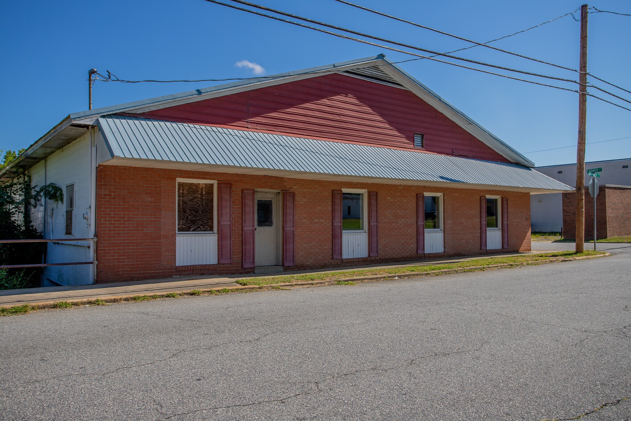 300 Brunswick Ave, Emporia, VA 23847 Brunswick Avenue