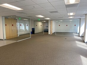 601 Montgomery St, San Francisco, CA for lease Interior Photo- Image 2 of 3