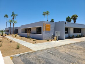 2145-2225 E Tahquitz Canyon Way, Palm Springs, CA for lease Building Photo- Image 1 of 3