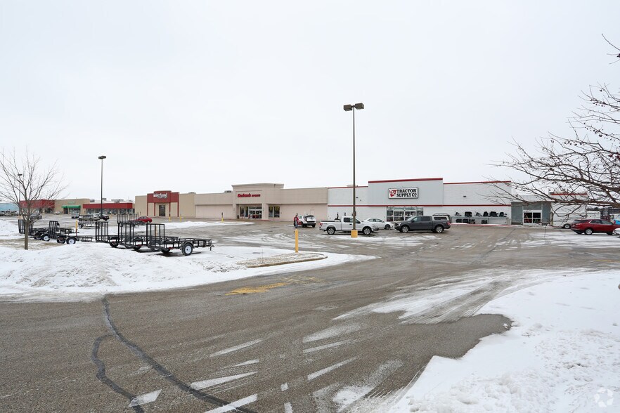 207-433 S Wright St, Delavan, WI for sale - Primary Photo - Image 1 of 1