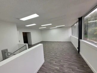 More details for 8 Allée Du Closeau, Noisy-le-Grand - Flex for Lease