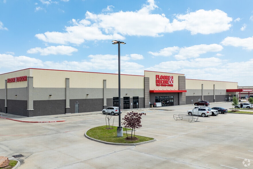 18840 Highway 59, Humble, TX for sale - Primary Photo - Image 1 of 9