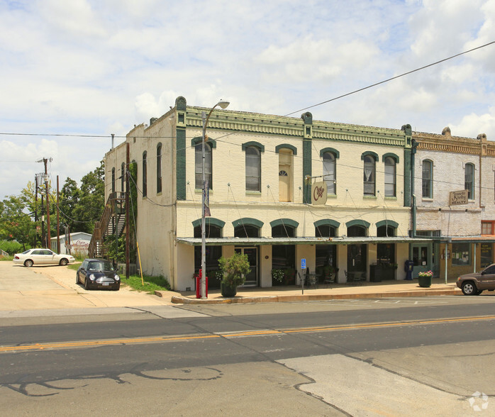 19 N Main St, Elgin, TX for sale - Primary Photo - Image 1 of 1