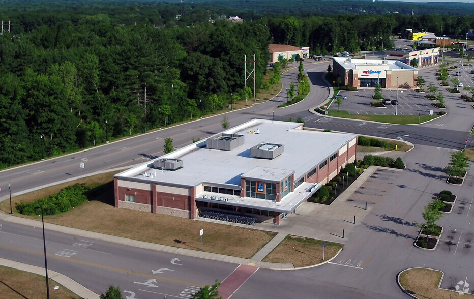 11 Dowling Village Blvd, North Smithfield, RI, 02896 ...