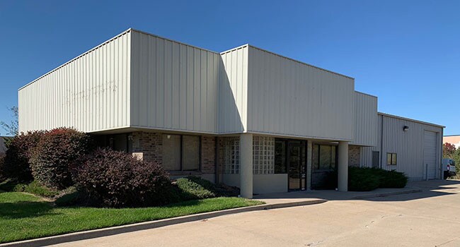 1712 E 123rd St, Olathe, KS for sale Building Photo- Image 1 of 1