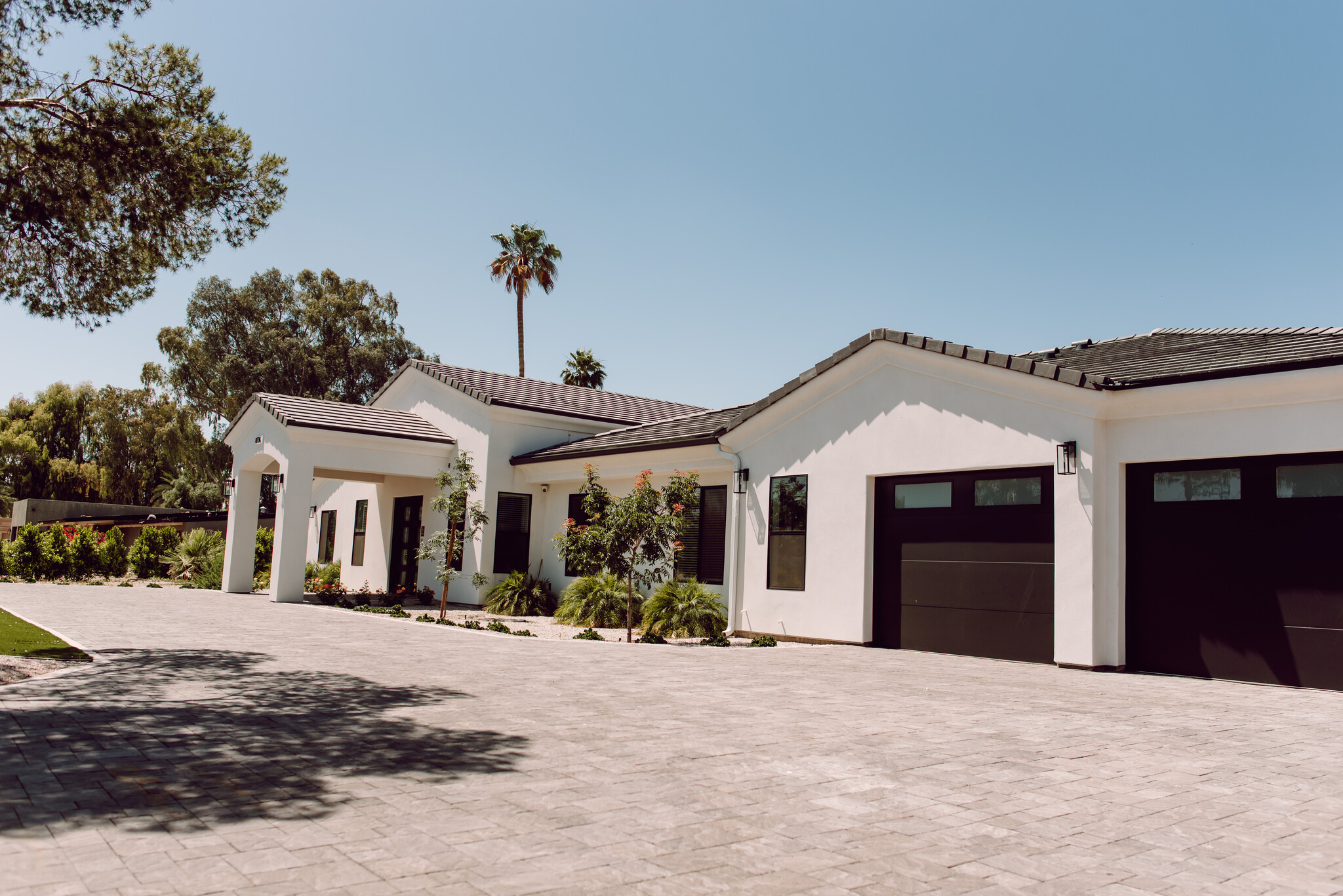 8736 E Joshua Tree Ln, Scottsdale, AZ for sale Primary Photo- Image 1 of 21