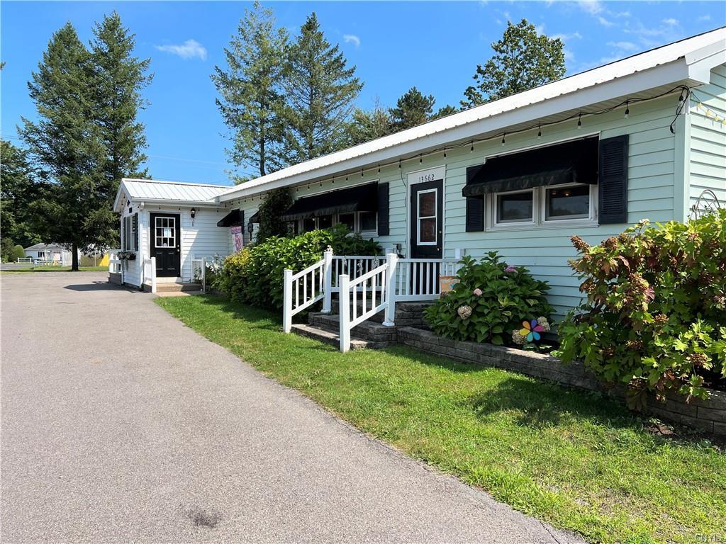 13662 State Route 370, Red Creek, NY 13143 Cottage Inn Restaurant