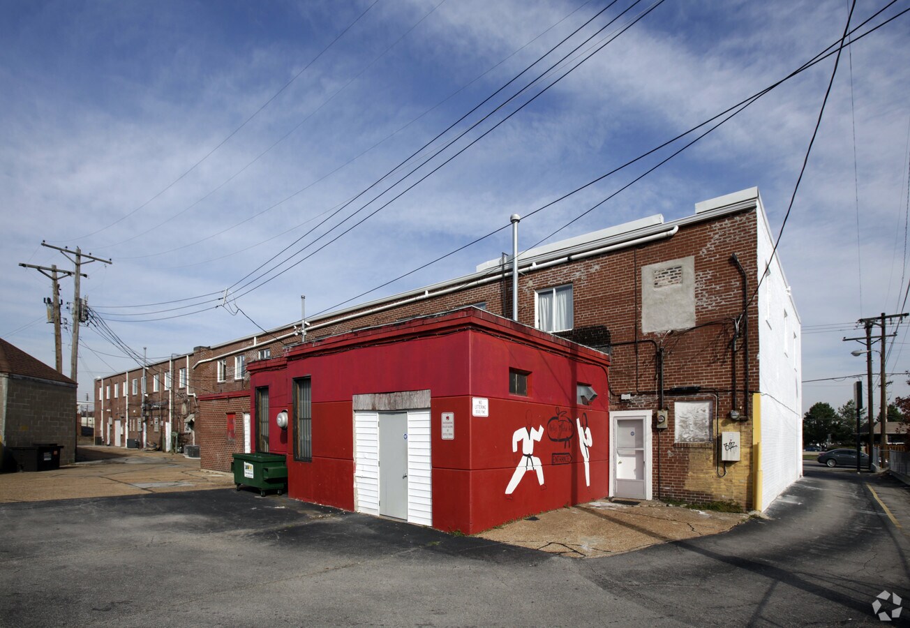 55015523 S Lindbergh Blvd, Saint Louis, MO 63123