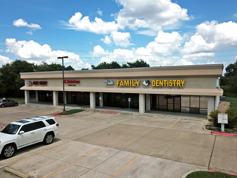 9222 Parmer Ln, Austin, TX 78717