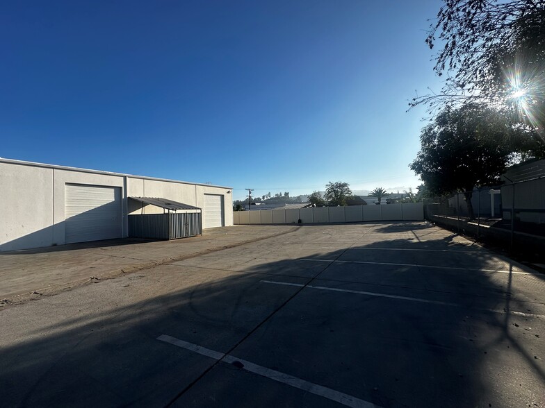 10149 Prospect Ave, Santee, CA for lease - Building Photo - Image 3 of 6