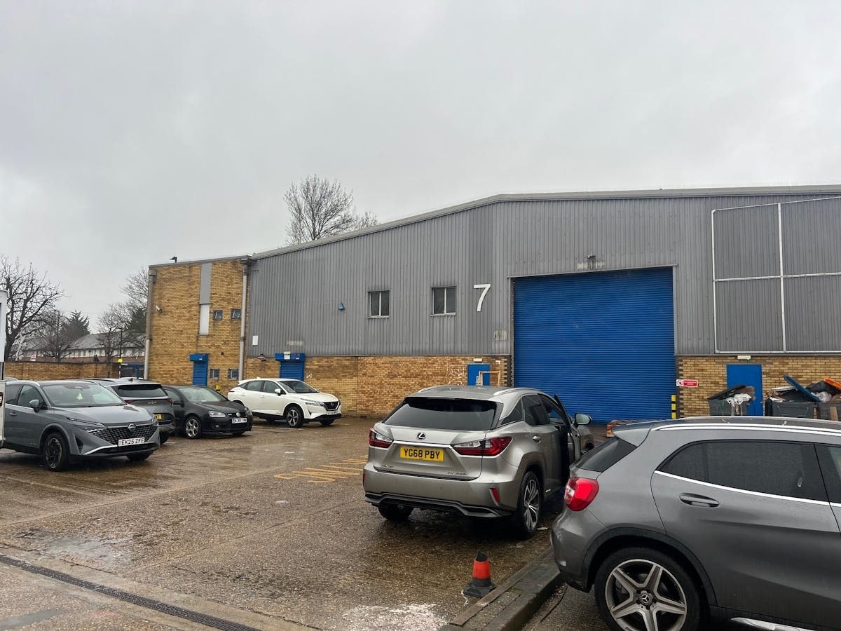 White Hart Ln, London for lease Building Photo- Image 1 of 12