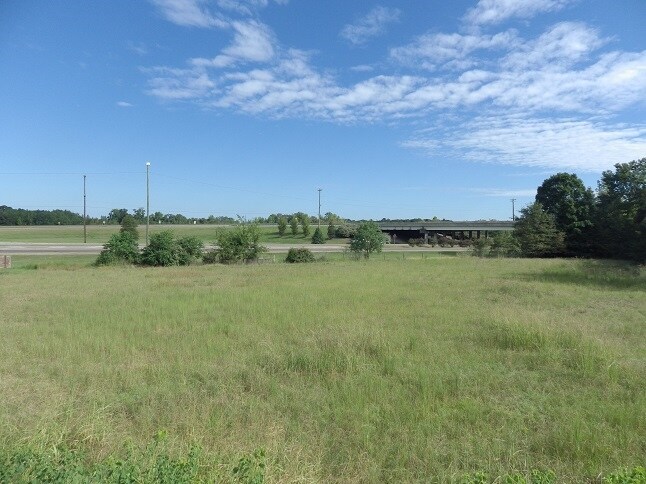 Tuscaloosa Rd, Columbus, MS for sale Building Photo- Image 1 of 1
