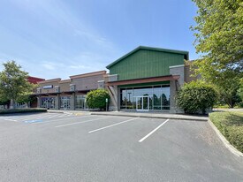 Riverbend Center - Bar